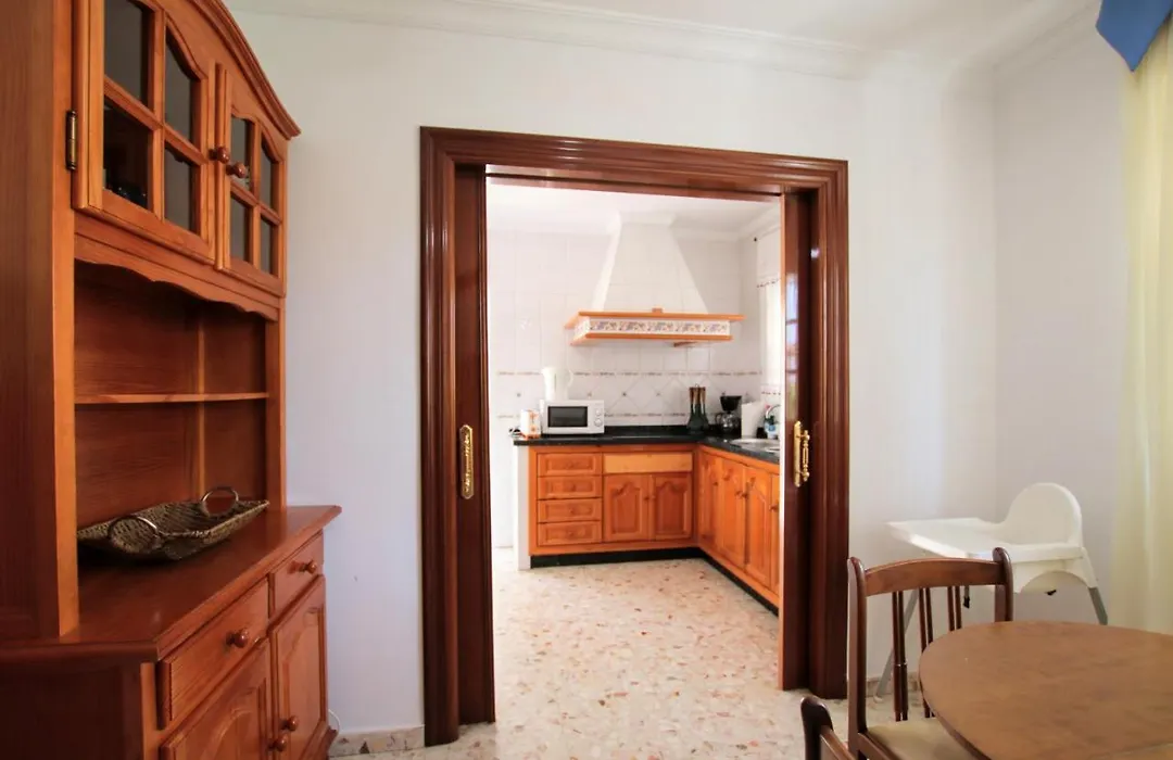 Tess Villa Retamar-1