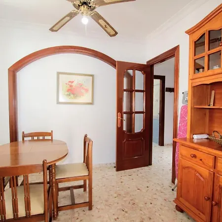 Tess Villa Retamar-3